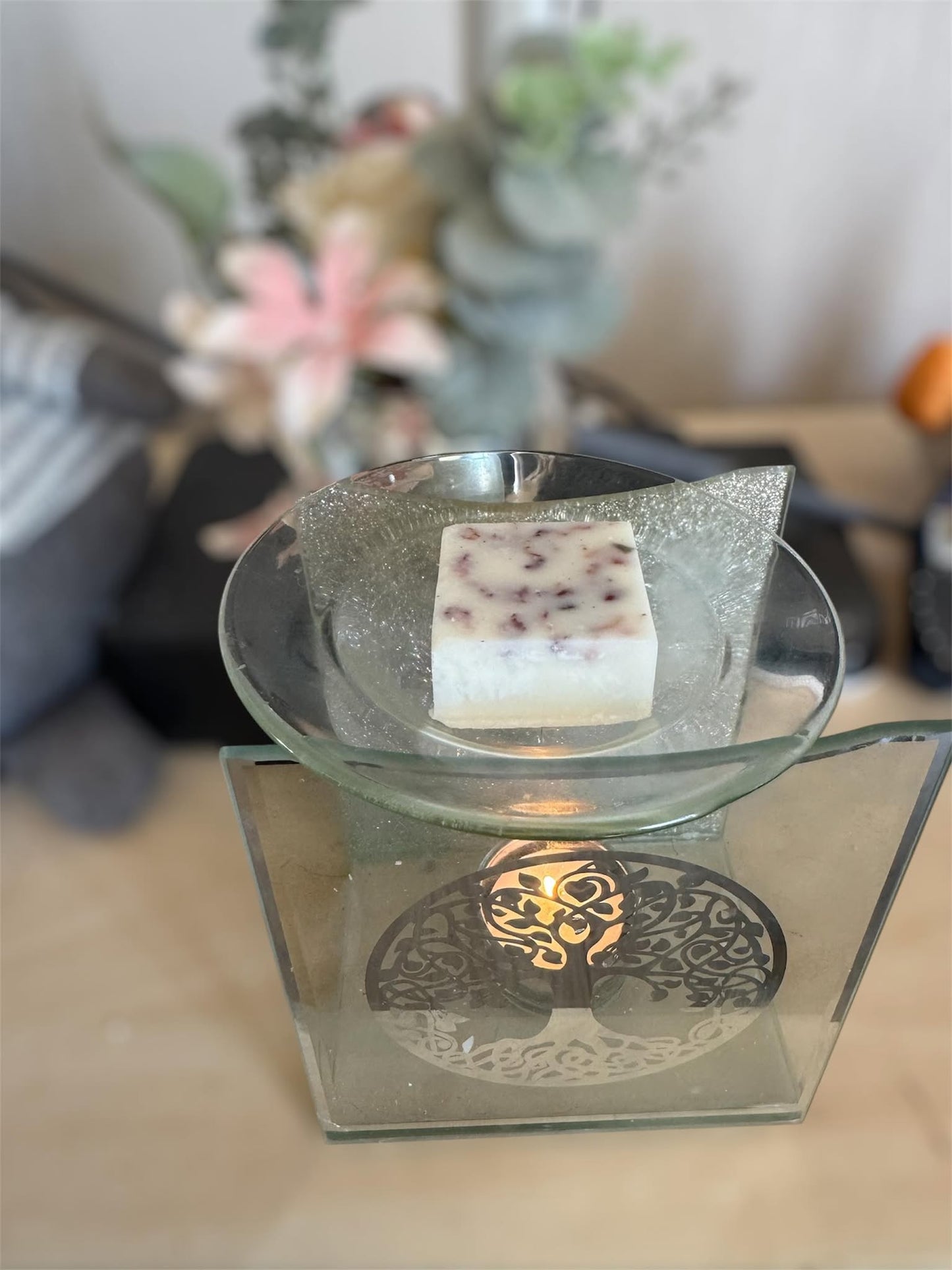 Luxury Pack of 4 rose petal filled wax melts